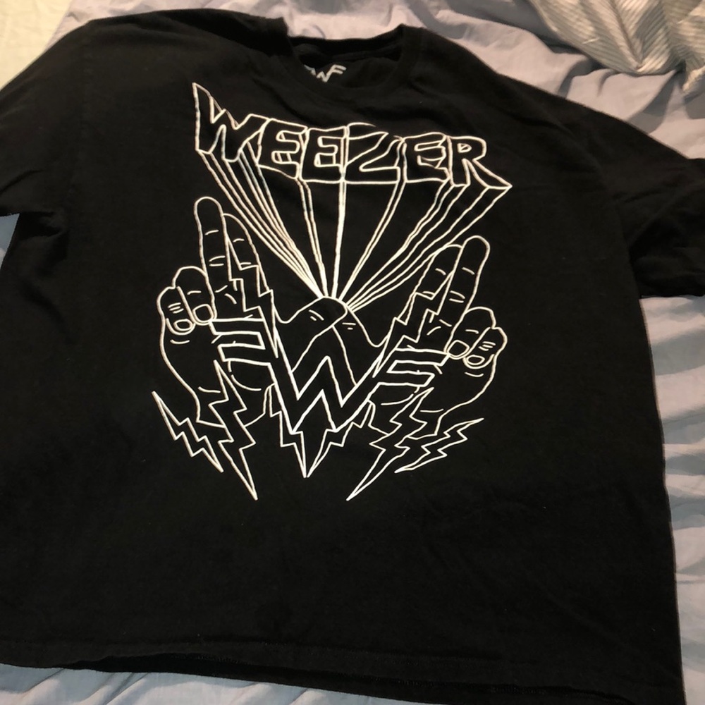 Weezer t shirt